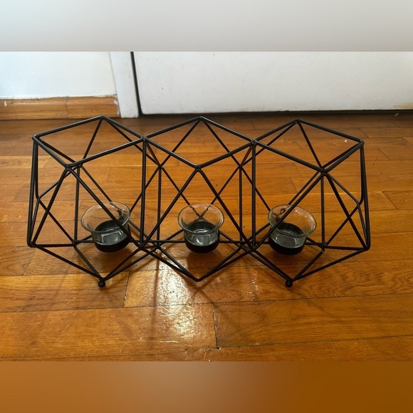 Other - Geometric Black Metal Tealight Holder